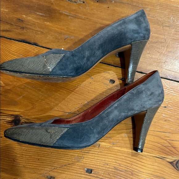 Yves Saint Laurent Elegant Velvet Grey and Faux snake skin Heels Size 8.5 N - Picture 9 of 13